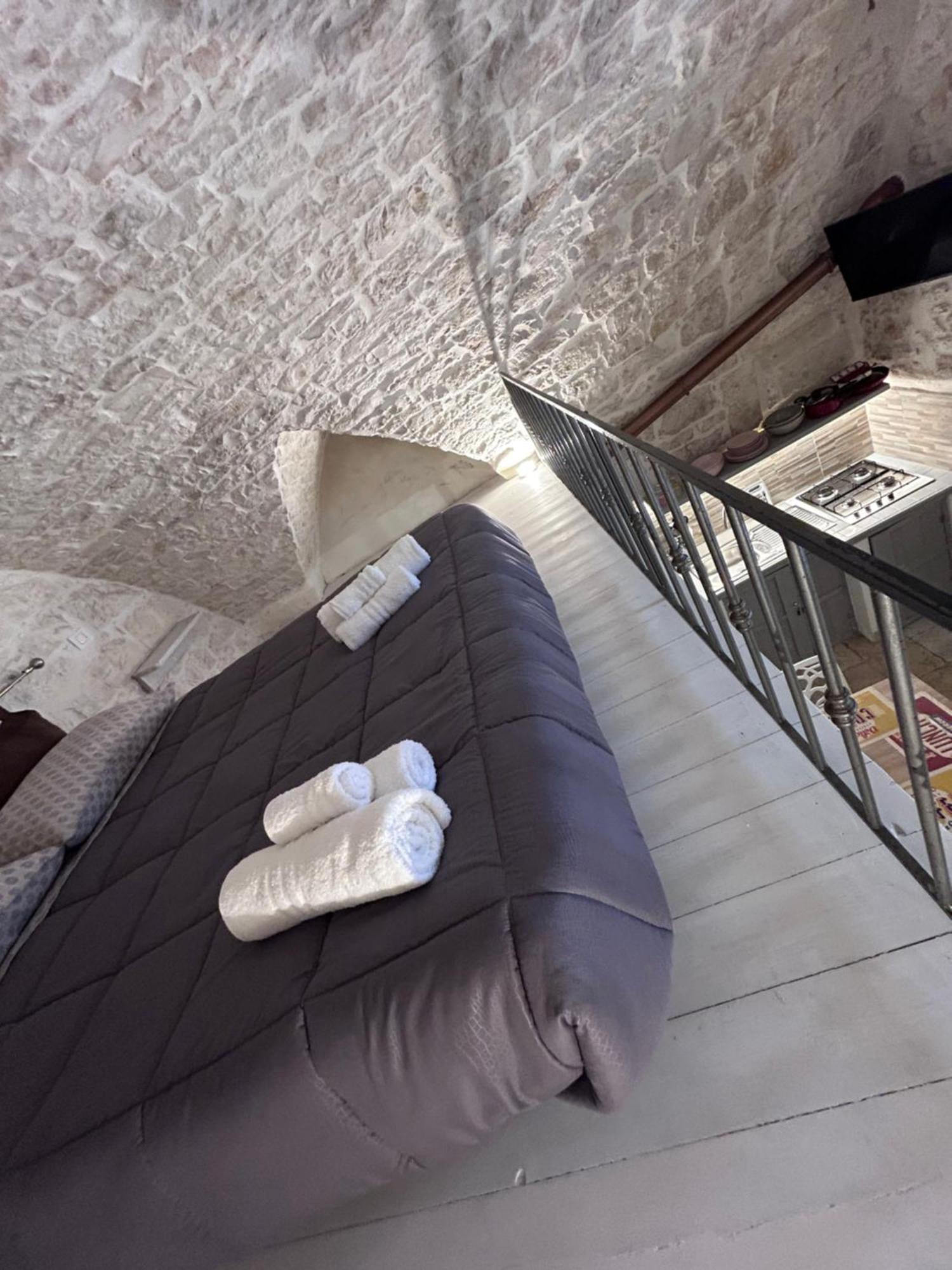 La 13 Guest House Остуни Екстериор снимка