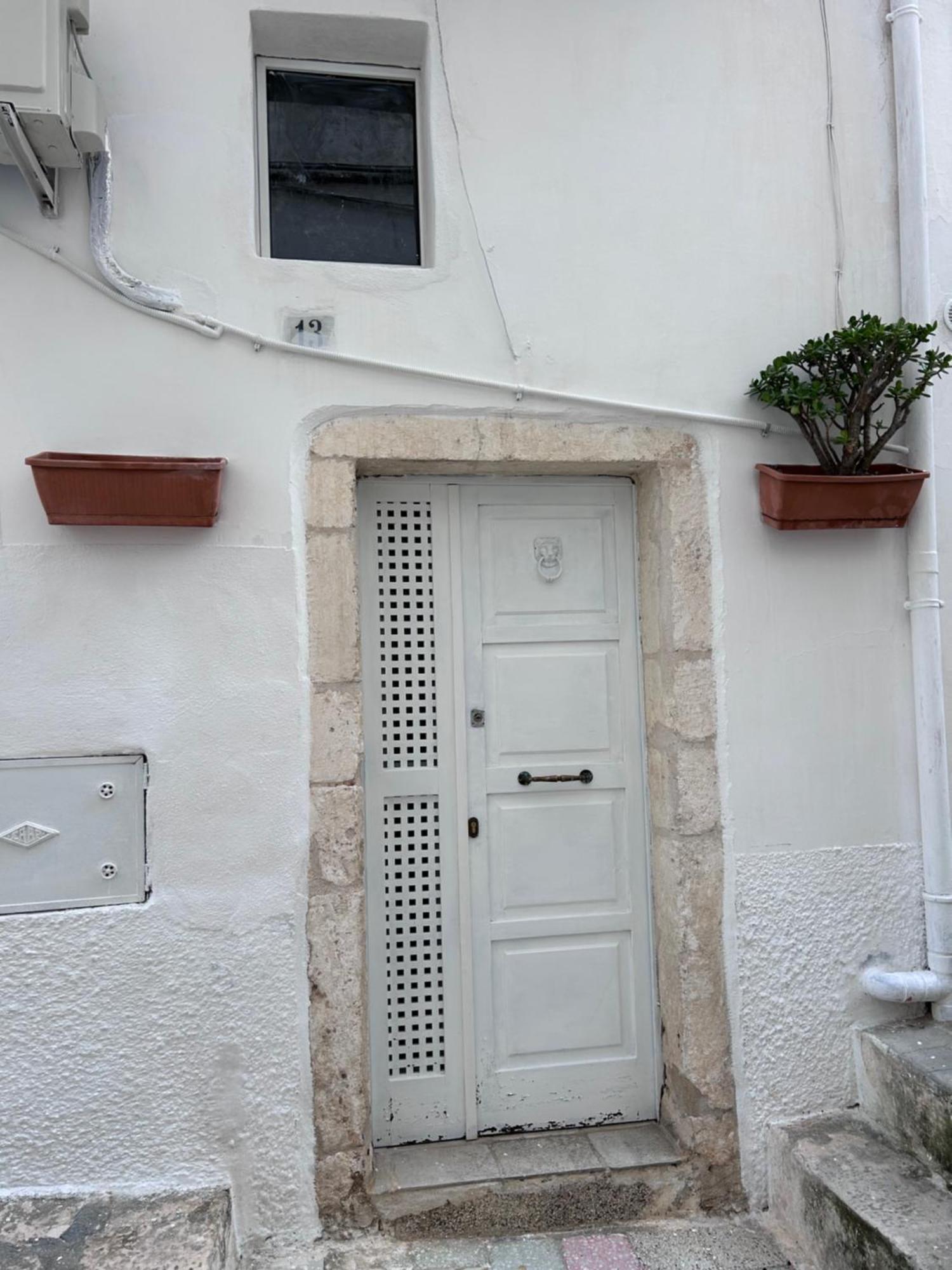 La 13 Guest House Остуни Екстериор снимка