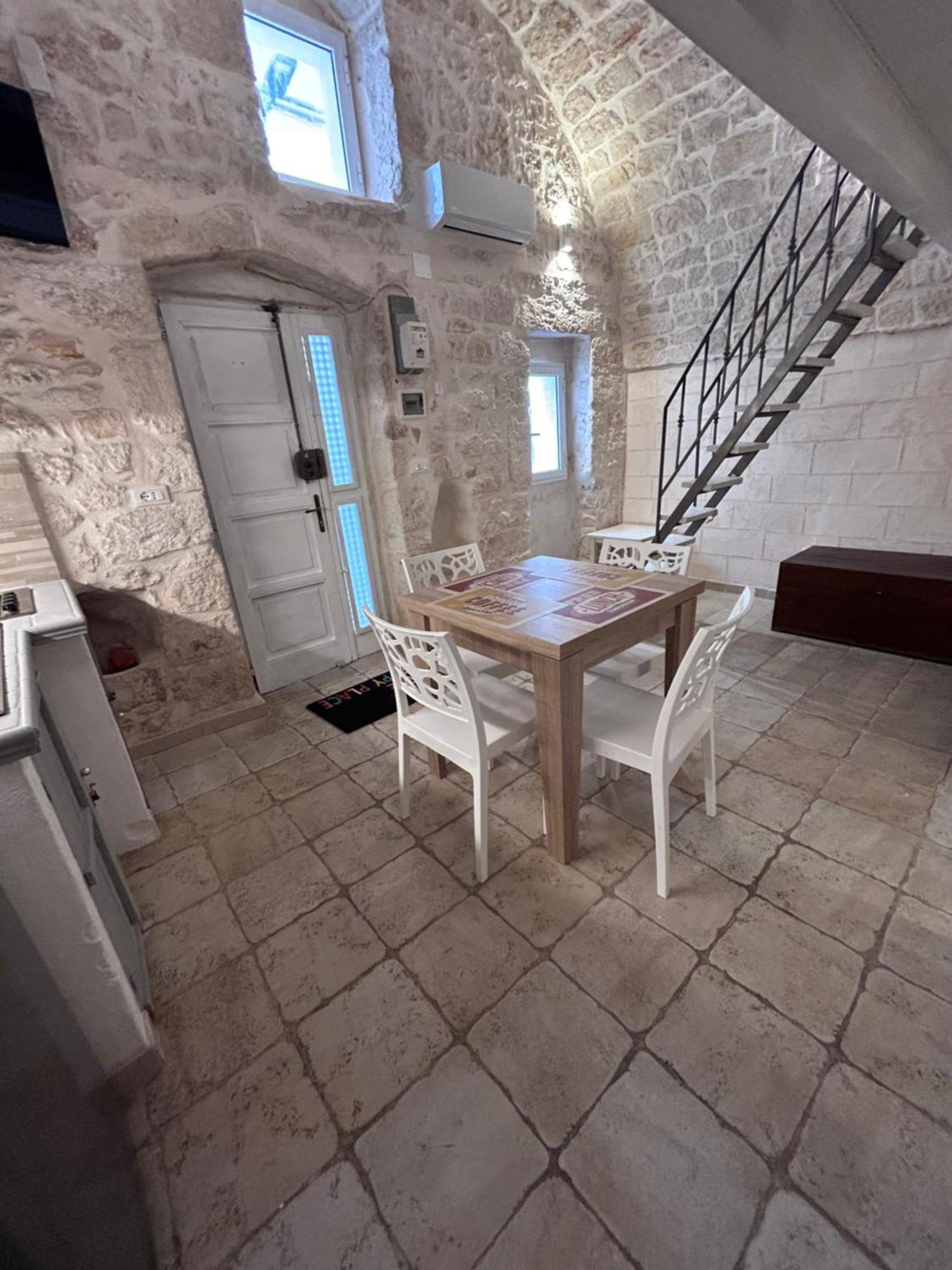 La 13 Guest House Остуни Екстериор снимка